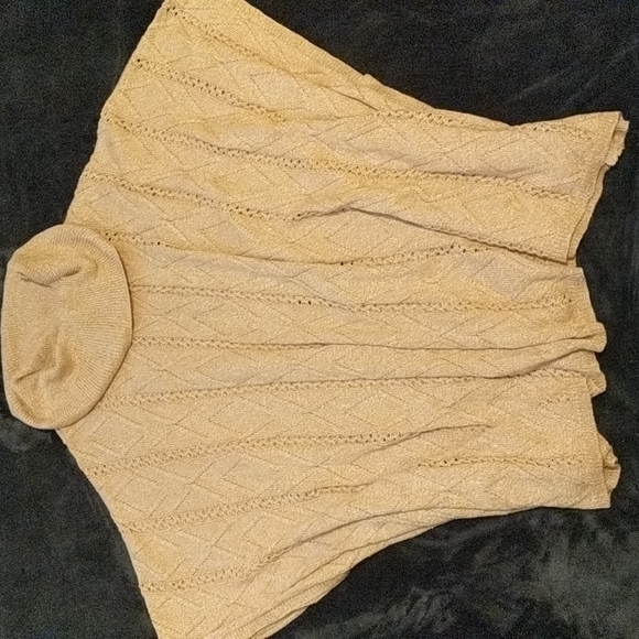 Lane Bryant Crochet Style Poncho - Picture 3 of 9